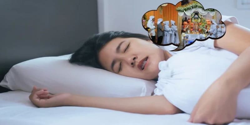 Mơ thấy đám ma của người không quen biết